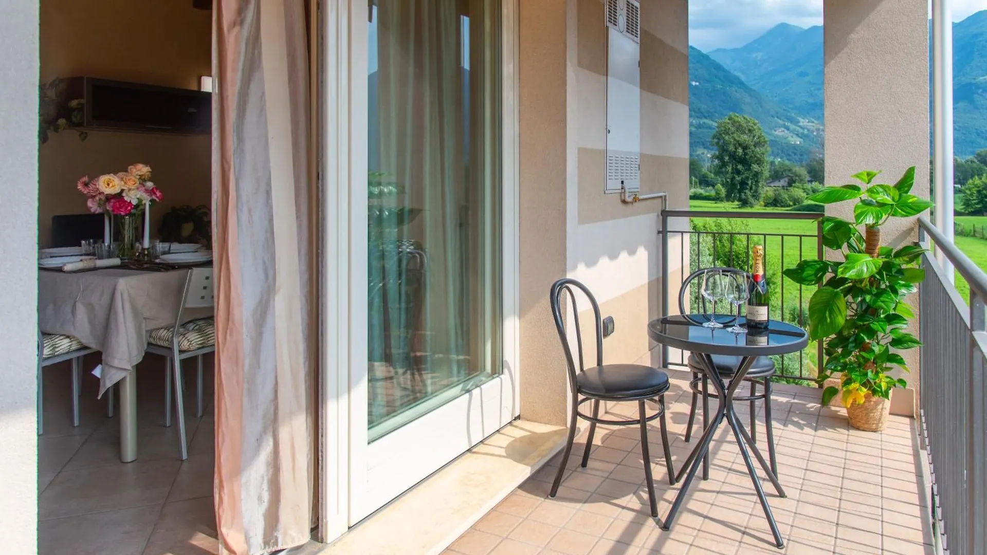 Apartment Casa Vacanze Renata Costa Volpino