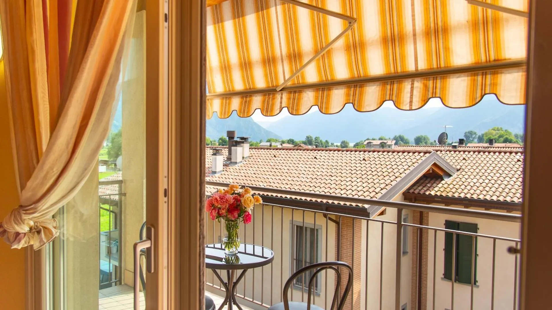 Apartment Casa Vacanze Renata Costa Volpino